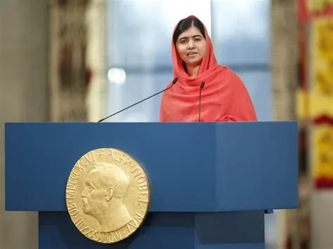  Nobel Peace Prize Acceptance Speech、2014年、子供たちの教育の重要性についてのパキスタン人活動家Malala Yousafzaiの力強いメッセージ